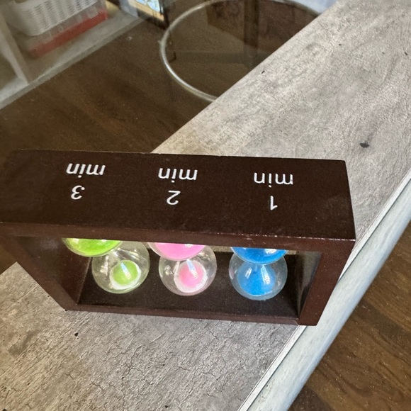 NEW Tripple hour glass with multicolored sand - Picture 6 of 7